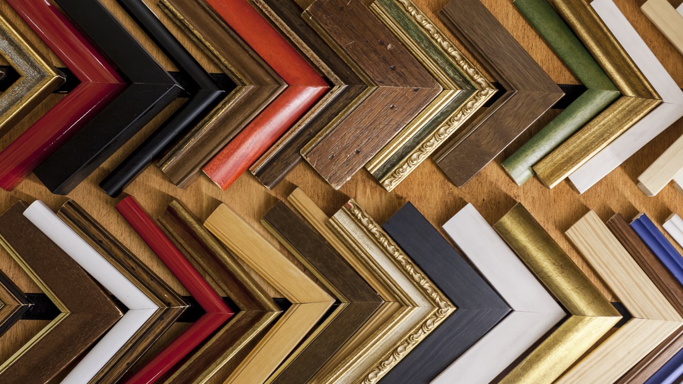 WOODEN PICTURE FRAMES